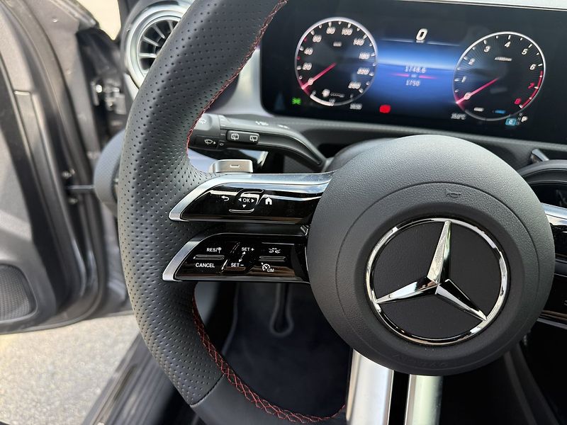 Mercedes-Benz Třídy A (2026) 200 - fotka 23 z 39