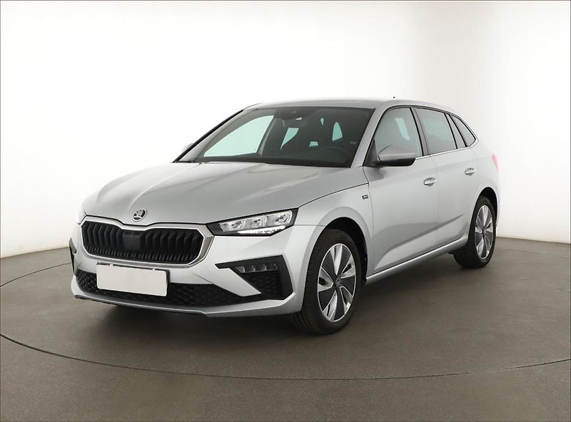 Škoda Scala (2025) 1.0 TSI, Drive, FullLed - fotka 2 z 15