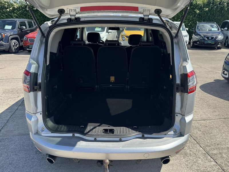 Ford S-MAX - fotka 9 z 13