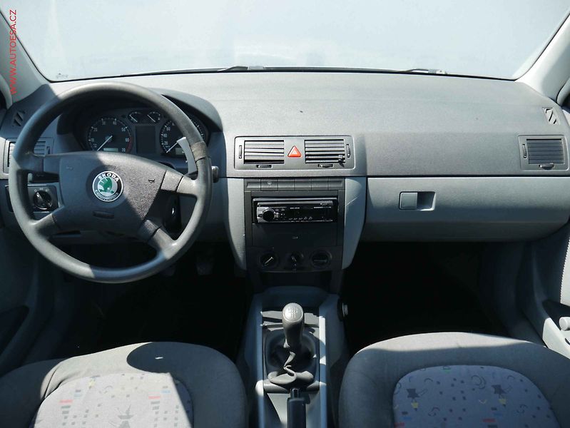 Škoda Fabia (2003) 1.2HTP, ČR - fotka 8 z 13