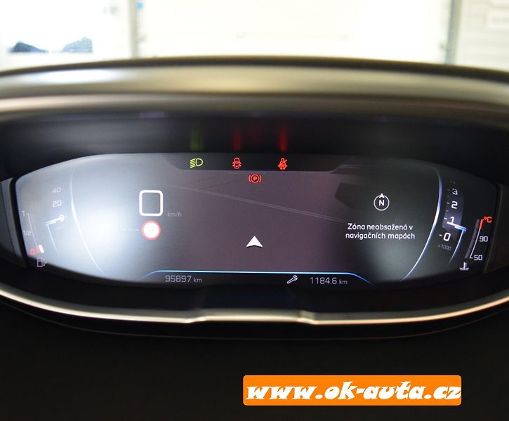 Peugeot 3008 1.5 HDI ACTIVE PACK 96 kW 2022 - fotka 50 z 61