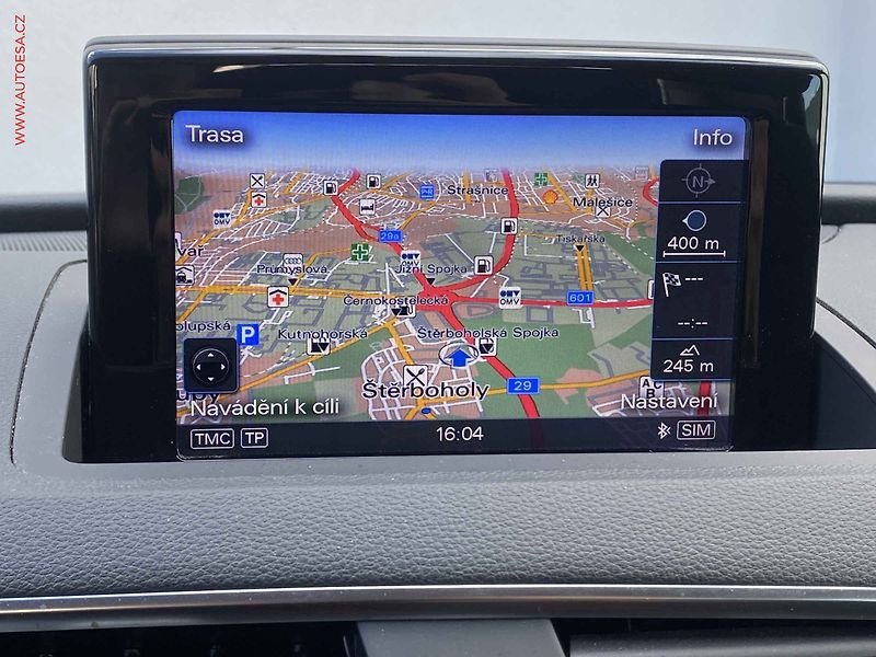 Audi Q3 (2017) 1.4 TFSi, Bixen, kůže, navi - fotka 18 z 20