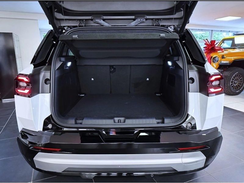 Jeep Compass (2026) NEW e-Hybrid 145k eDCT6 First - fotka 6 z 17