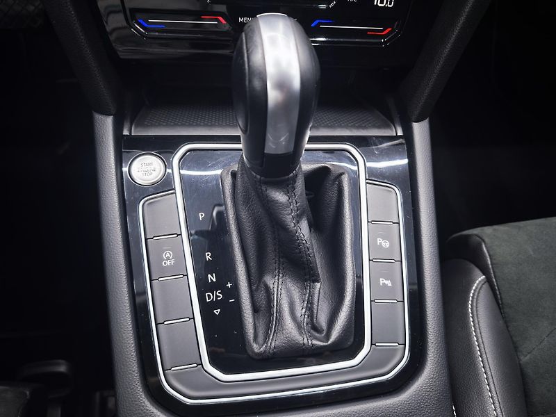Volkswagen Passat Variant (2022) 2.0TDI 1. Majitel, DSG - fotka 33 z 35