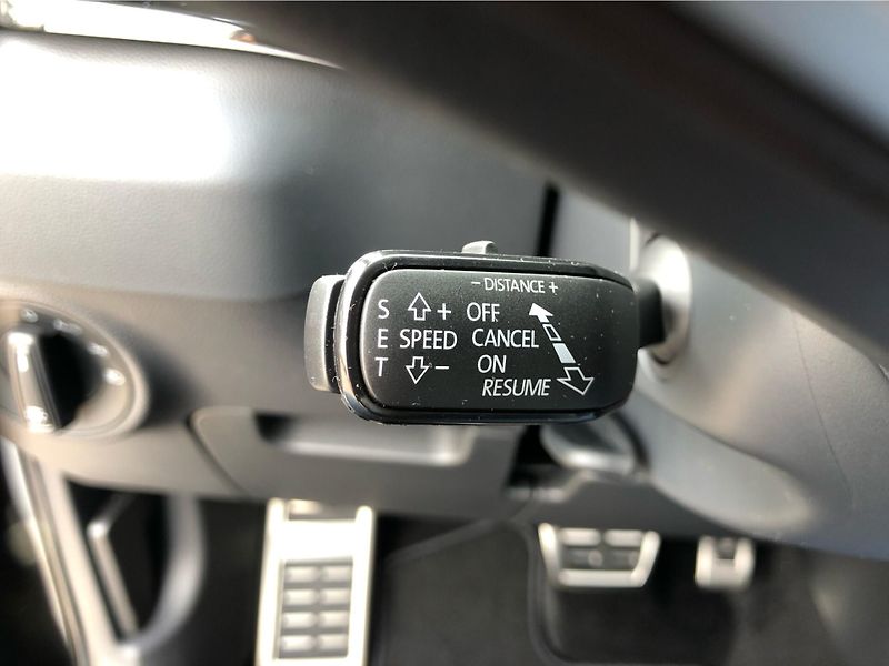 Škoda Karoq 1,5 TSI - fotka 17 z 30