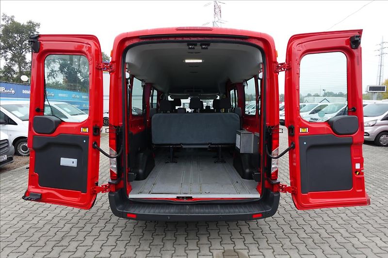 Ford Transit 2,2 TDCI  L3H2 9 MÍST BUS - fotka 10 z 27