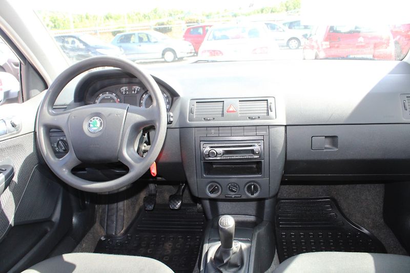 Škoda Fabia (2007) 1,2i EL.OKNA SERVO ABS  - fotka 15 z 16