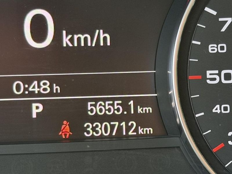 Audi A6 Avant kombi 3,0 TDi, tažné zařízení - fotka 22 z 42