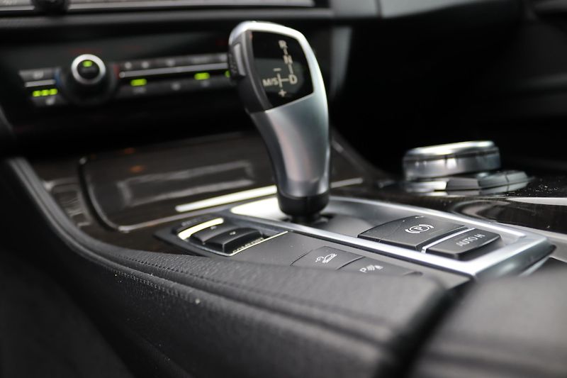 BMW Řada 5 - fotka 39 z 61