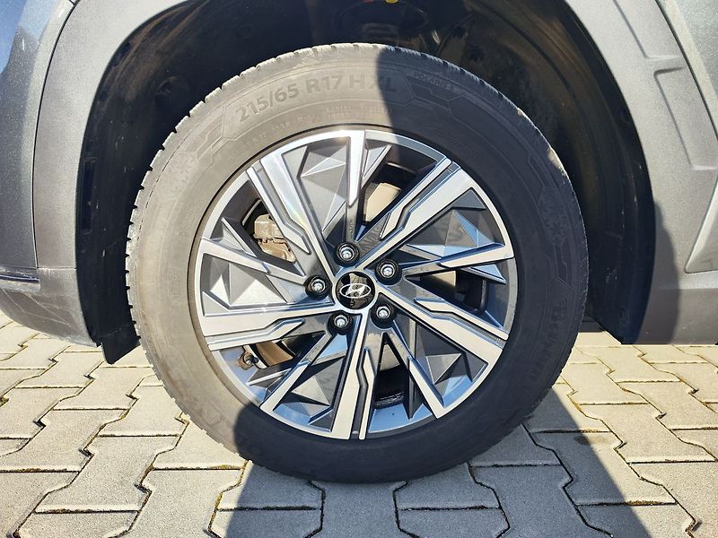 Hyundai Tucson 1.6 T-GDI/110kW Smart Navi DCT - fotka 33 z 33