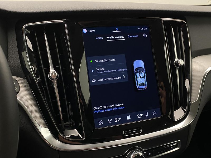 Volvo V60 CC B4 AWD BRIGHT PLUS AUT  - fotka 43 z 59