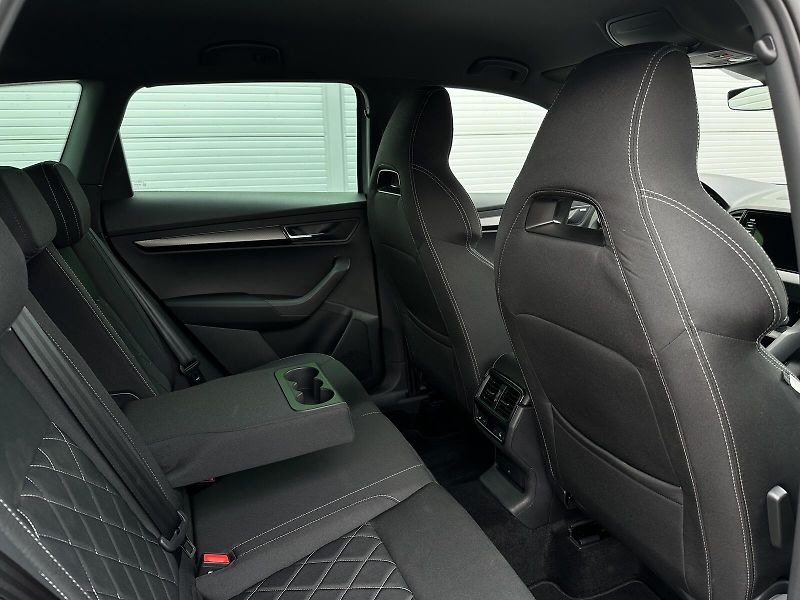 Škoda Karoq 2.0TDi 4x4 DSG 150PS Sportline - fotka 41 z 47