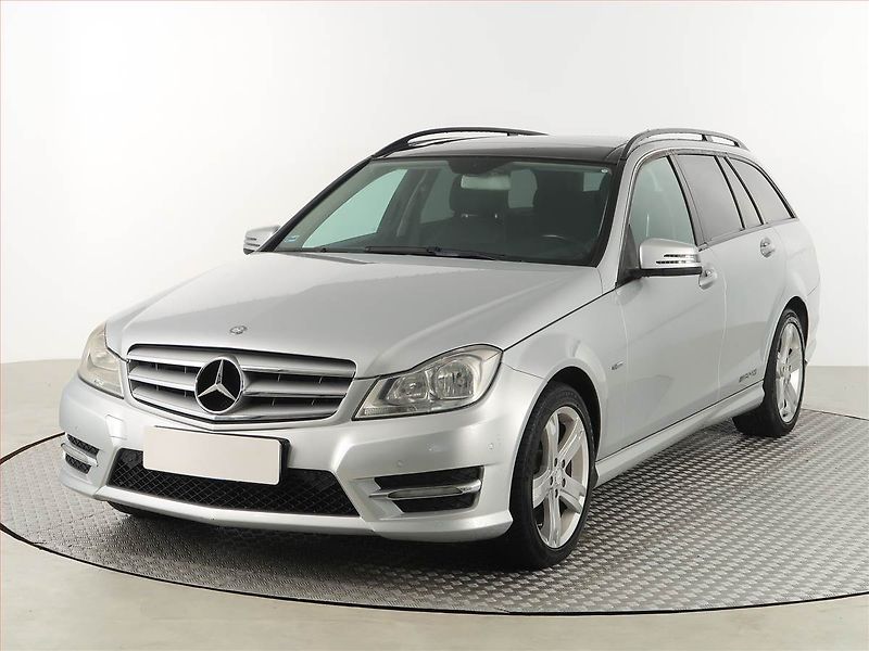 Mercedes-Benz Třídy C (2012) Classic C 200 CDI, Automat - fotka 2 z 18