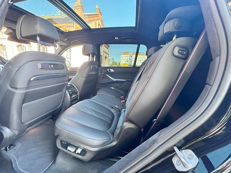 BMW X7 (2024) xDrive 40d M PAKET + Záruka  - fotka 16 z 30