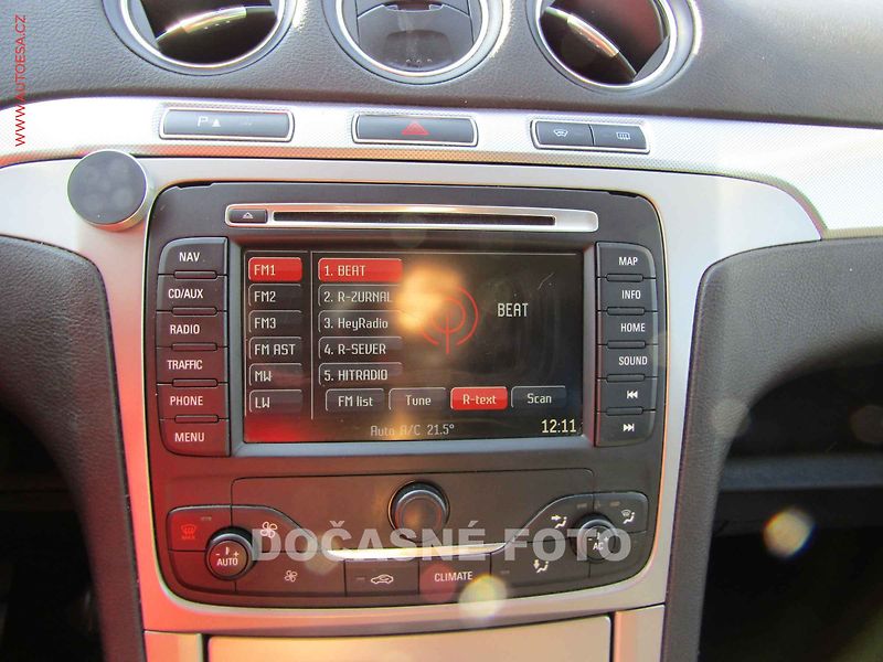 Ford S-MAX (2011) 2.0TDCi, 1.maj, AC - fotka 16 z 18