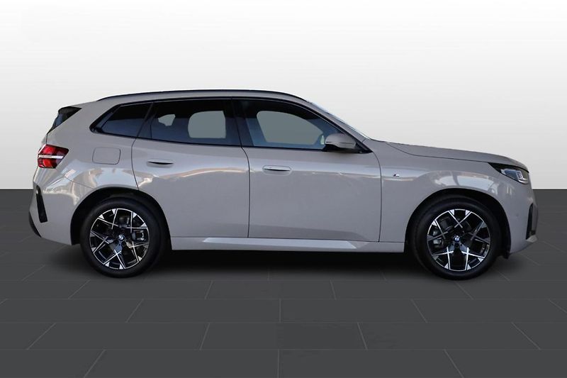 BMW X3 xDrive20d - fotka 7 z 31
