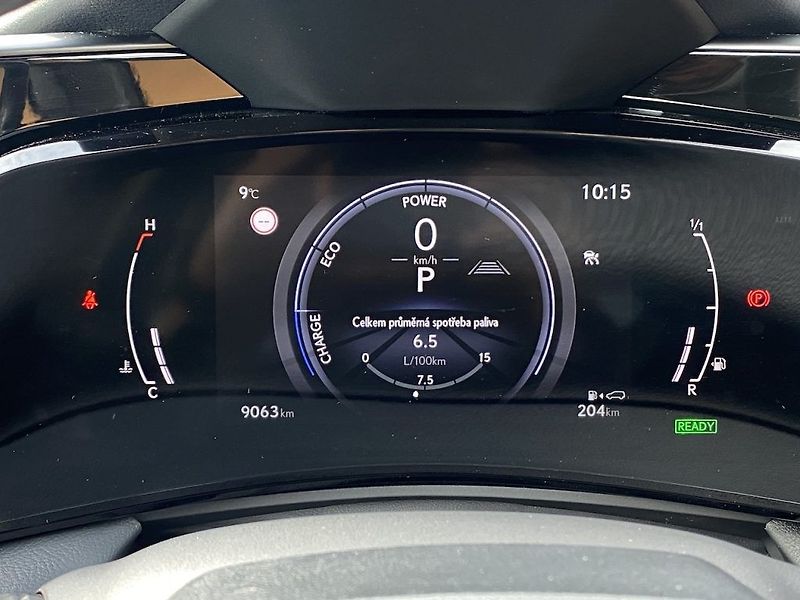 Lexus NX 350h 2.5HEV, ČR, ExecutiveTOP, 4x4 - fotka 17 z 40