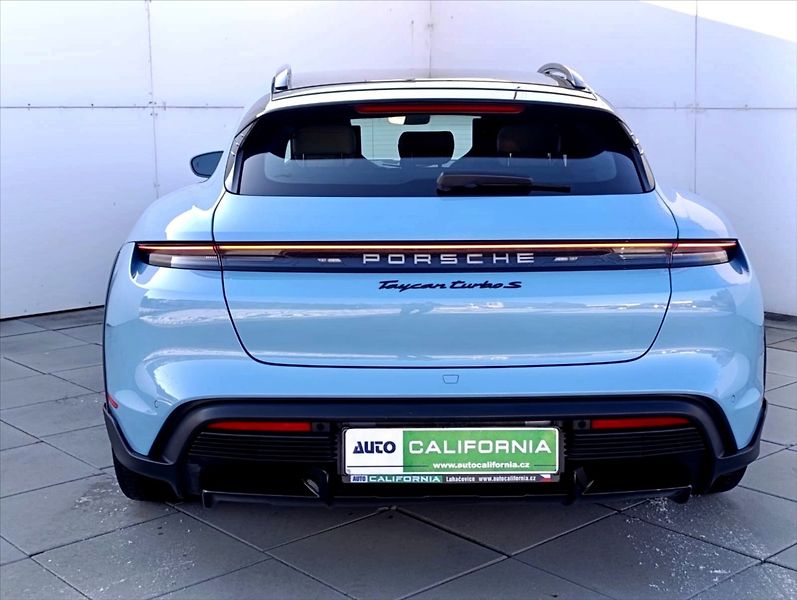 Porsche Taycan Turbo S 560kW Keramické Brzdy - fotka 8 z 47