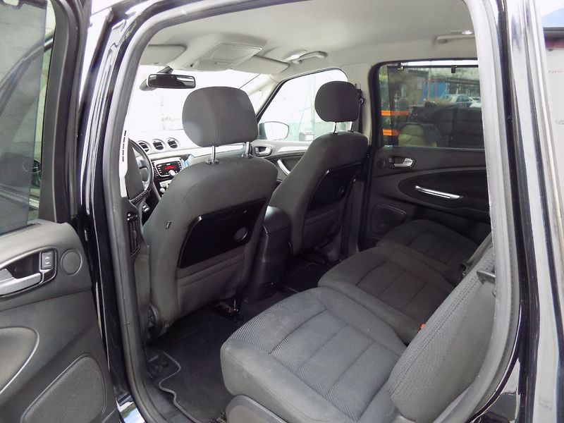 Ford S-MAX (2010) 2.0i/ČR/Klimatizace/LED/ - fotka 11 z 35