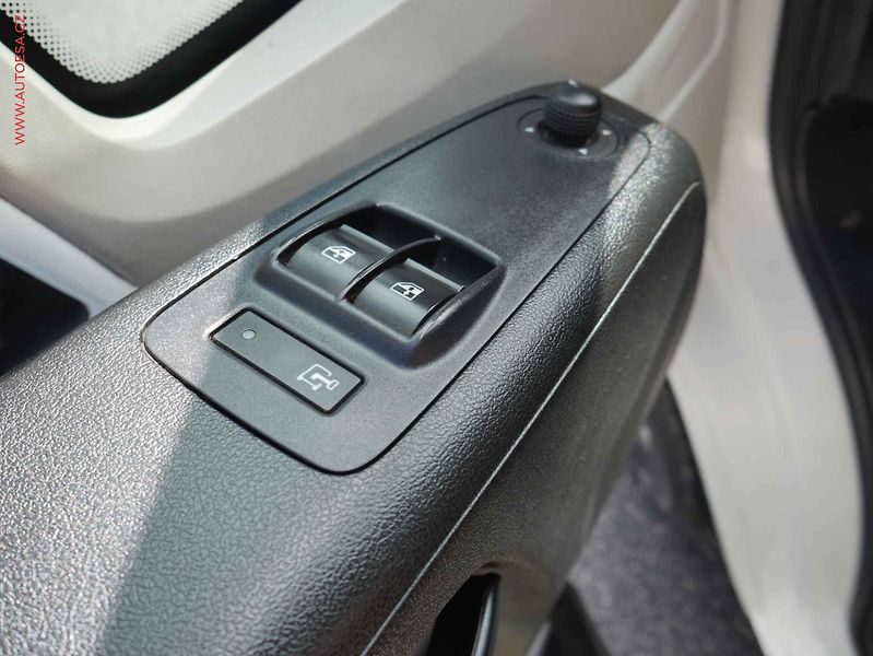 Citroën Jumper (2018) 2.0HDi L3H2 6míst, ČR, STK3 - fotka 11 z 20