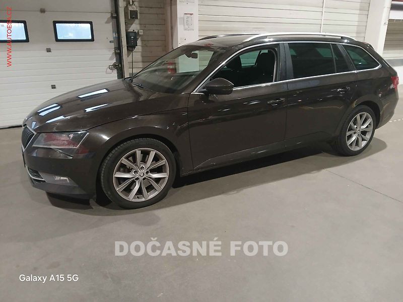 Škoda Superb (2016) 2.0 TDI 4x4, ČR, bixen - fotka 1 z 3