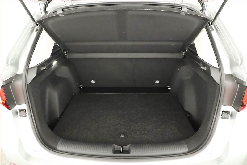 MG ZS (2026) 1.5 i, ELEGANCE, 360KAMERA - fotka 17 z 18