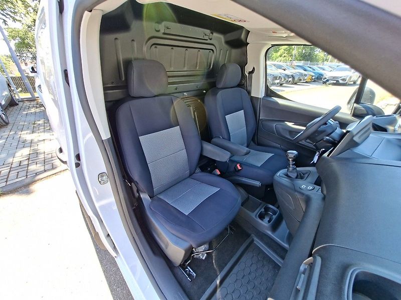 Peugeot Partner L1 650 1.5 BHDi 100k M6 - fotka 13 z 22