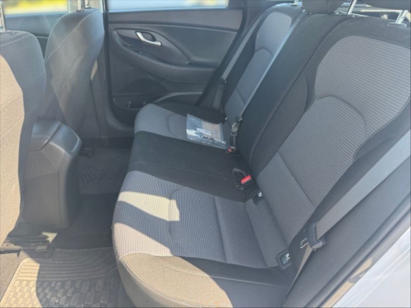 Hyundai i30 1,0 TGDI 120 Comfort - fotka 6 z 10