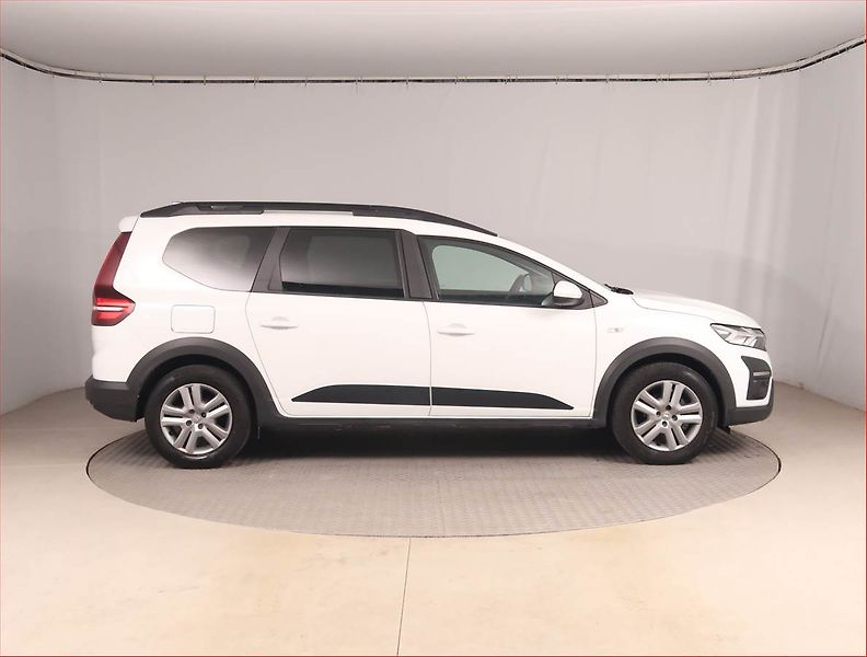 Dacia Jogger (2022) 1.0 TCe, LPG, ČR,1.maj - fotka 6 z 15