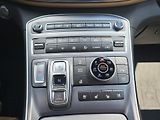 Hyundai Santa Fe (2022) LUXURY 2.2 CRDi DCT 4x4, 7 mís - náhled 27