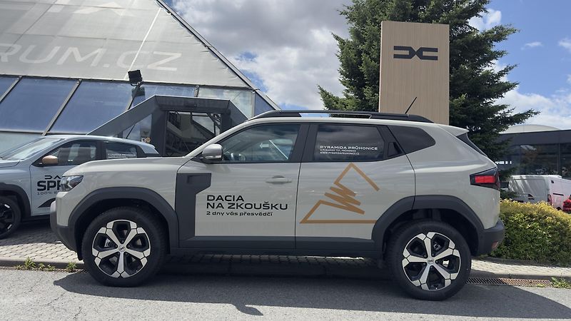 Dacia Duster (2026) DEMO Journey Hybrid-G 150 4x4 - fotka 2 z 16