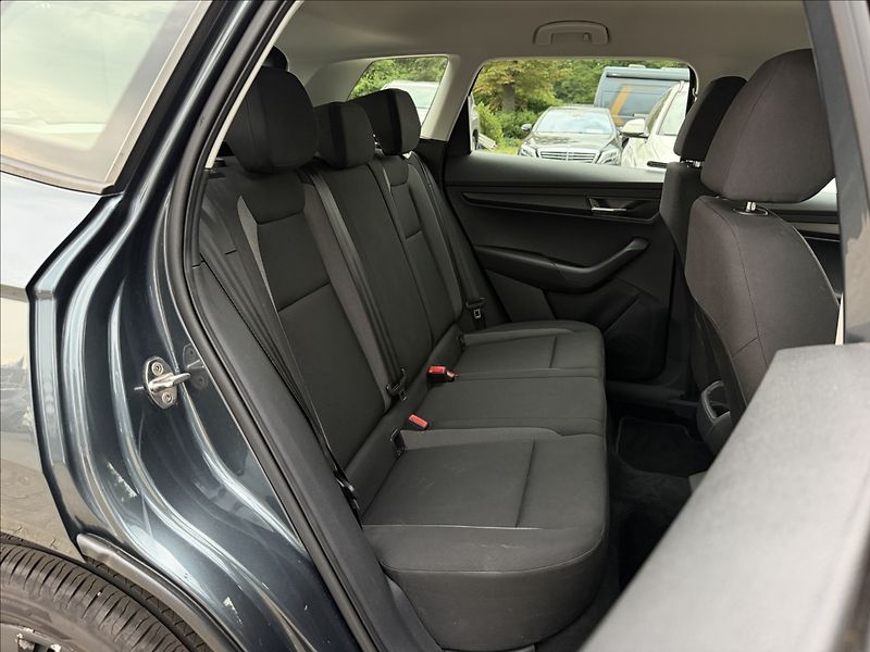 Škoda Karoq 1.0 TSi - fotka 18 z 21