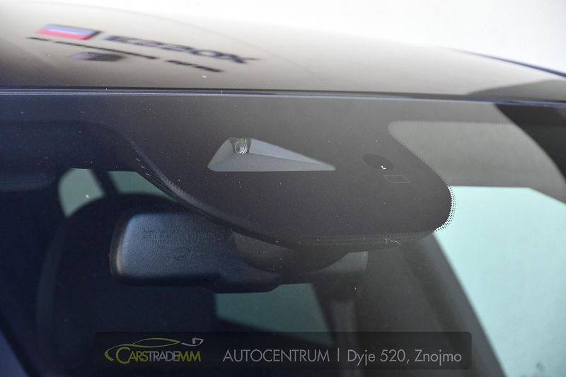 Alfa Romeo Stelvio 2.2D 16V 154kW Veloce AT8-Q4 - fotka 48 z 52
