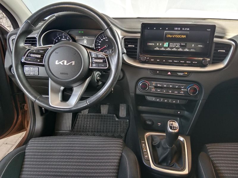 Kia Ceed SW (2022) 1,5 T-GDi GPF TOP         - fotka 7 z 11