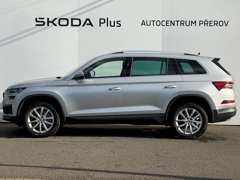 Škoda Kodiaq (2023) 2.0 TDI 110kW DSG 7 míst Style - fotka 3 z 35