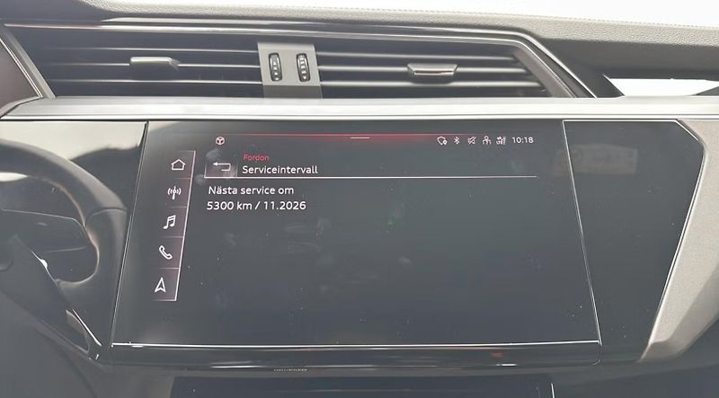 Audi Q8 e-tron 50 Q Vzd. odpružení Kamera Taž - fotka 20 z 20
