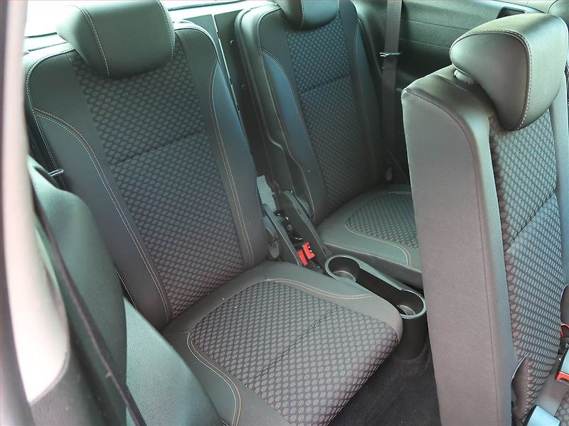 Opel Zafira (2017) 1.4 Turbo, LPG, 7 míst - fotka 18 z 21