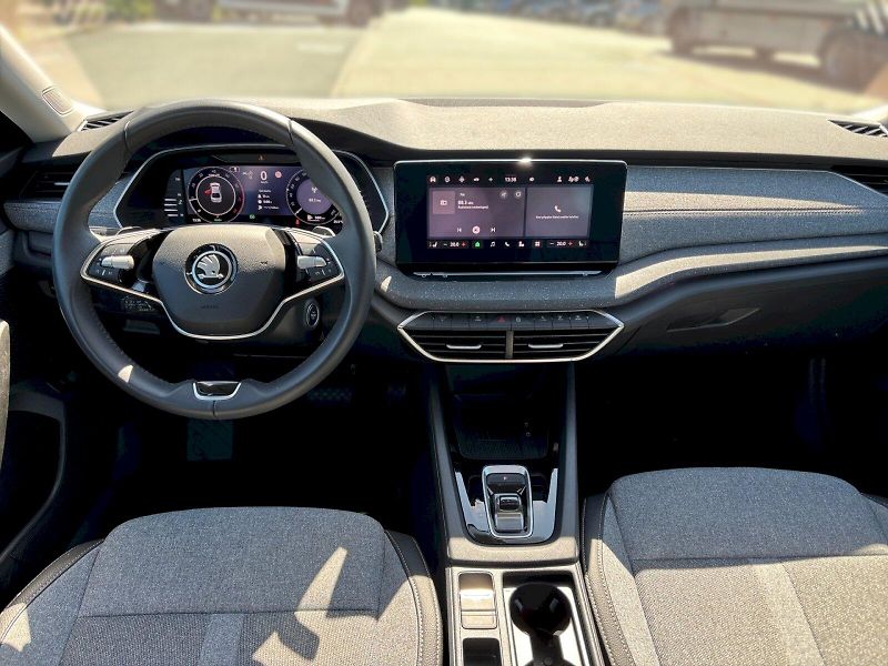 Škoda Octavia (2024) Top Selection 1.5 TSI DSG M-HE - fotka 5 z 34