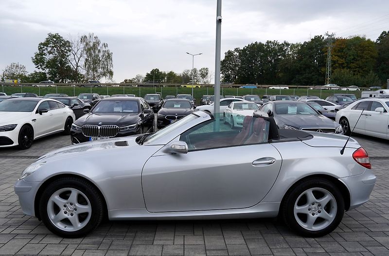 Mercedes-Benz SLK 200/165PS/kůže/manuál - fotka 11 z 37