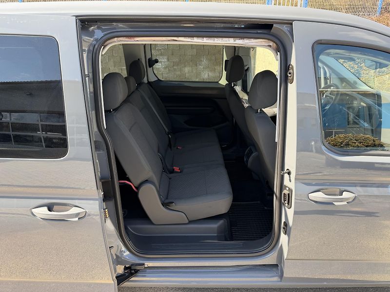 Volkswagen Caddy MAXI 2,0TDi 4x4 7 míst  - fotka 14 z 17