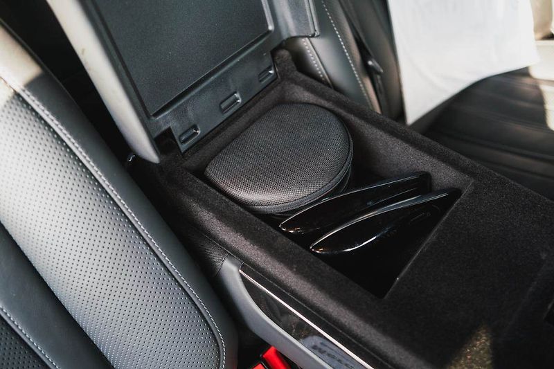 Mercedes-Benz Třídy S (2018) S 560 4MATIC L, S 560 4MATIC L - fotka 37 z 40