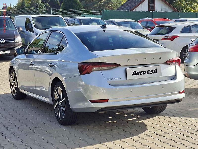 Škoda Octavia (2020) 2.0 TDi, ČR, Style - fotka 4 z 20