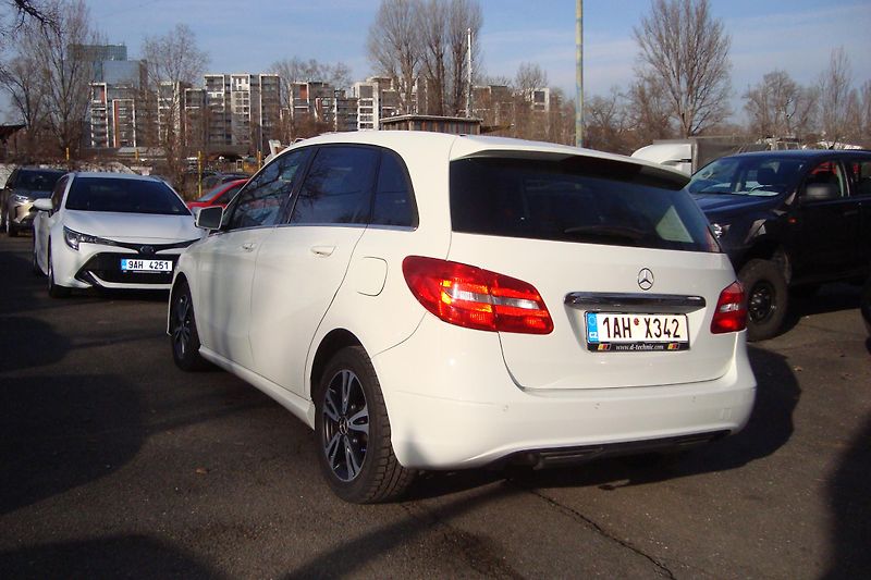 Mercedes-Benz Třídy B (2012) 180 CDi - fotka 79 z 81