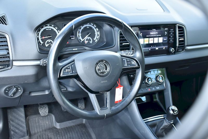 Škoda Karoq (2019) AMBITION 2.0 TDI 110 kW 4X4 - fotka 15 z 32