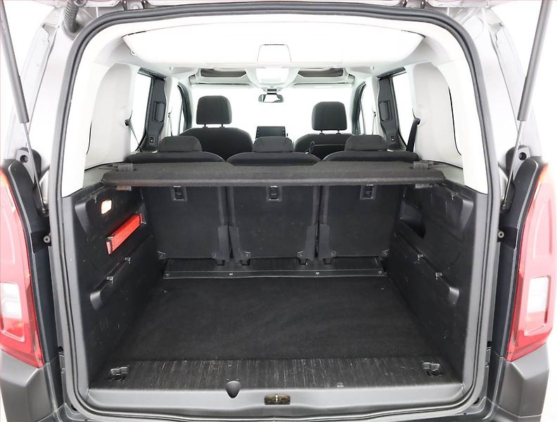 Citroën Berlingo (2019) Feel 1.5 BlueHDi, 5Míst, ČR - fotka 19 z 20