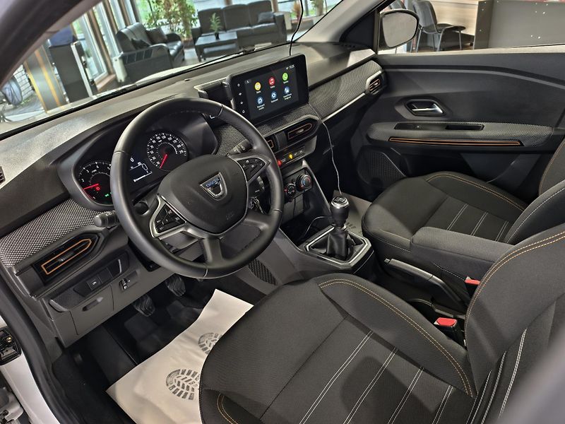 Dacia Sandero 1.0 TCe + LPG STEPWAY, ČR, DPH - fotka 7 z 22