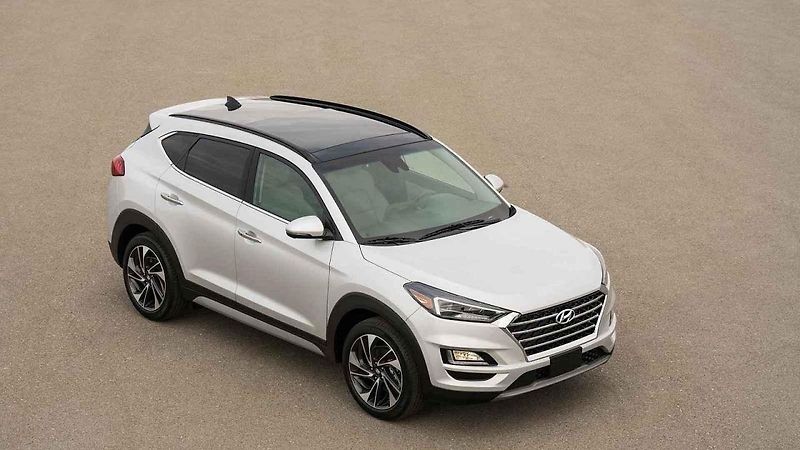 Hyundai Tucson.