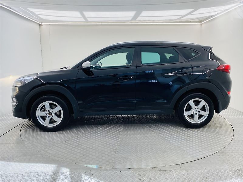 Hyundai Tucson 1,6 T-GDi 130kW 4x4 - fotka 3 z 24