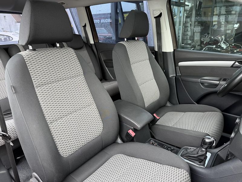 Volkswagen Sharan 2,0 TDI Panorama Automat DSG - fotka 29 z 41