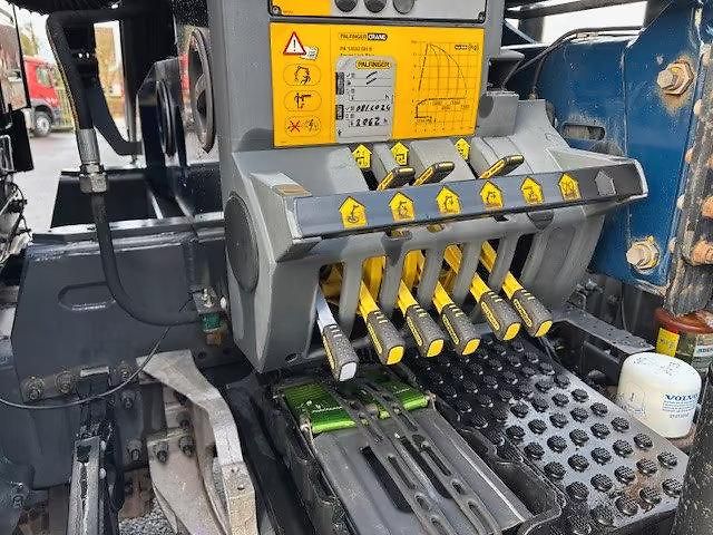Volvo FM 430 6x2 nosič kontejner ruka - fotka 18 z 30